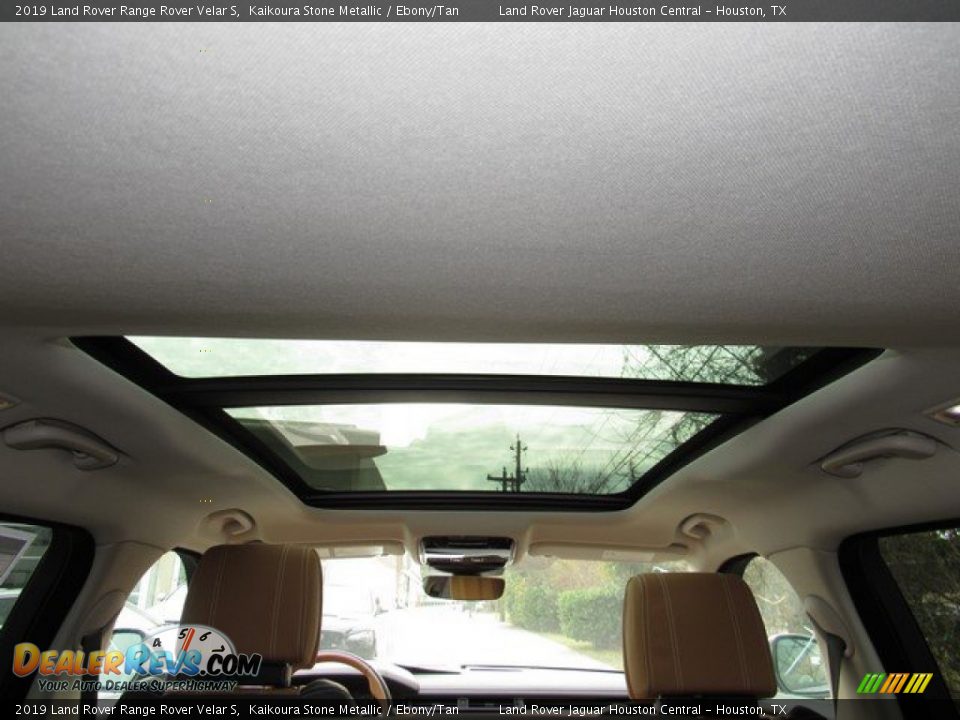 2019 Land Rover Range Rover Velar S Kaikoura Stone Metallic / Ebony/Tan Photo #18