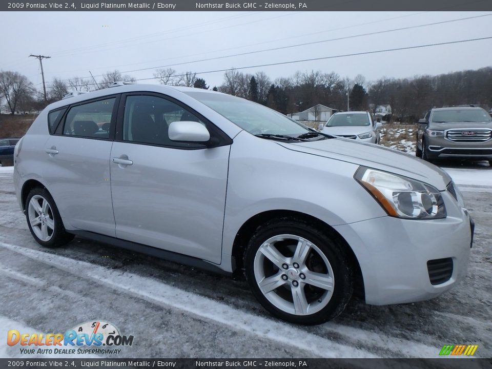 2009 Pontiac Vibe 2.4 Liquid Platinum Metallic / Ebony Photo #4