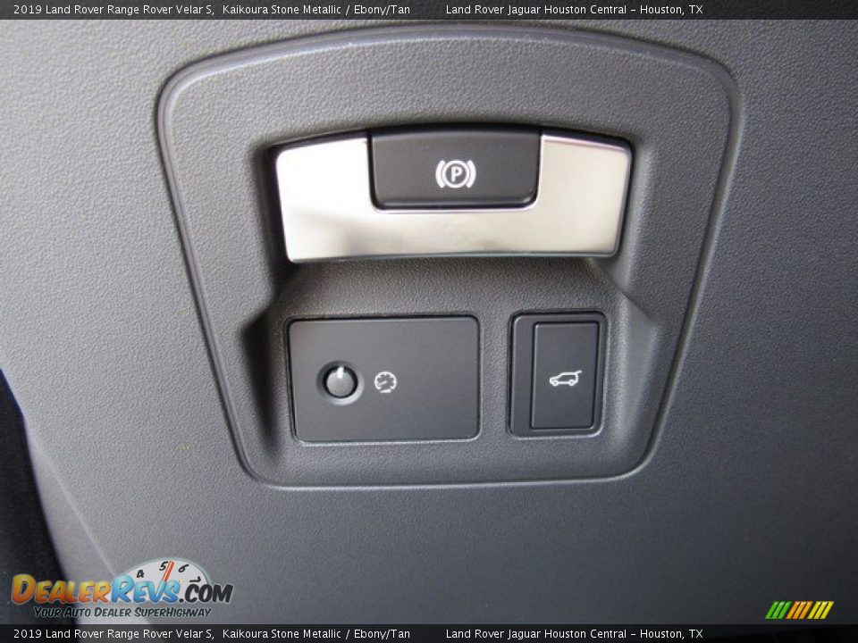 2019 Land Rover Range Rover Velar S Kaikoura Stone Metallic / Ebony/Tan Photo #26