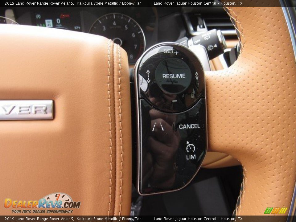 2019 Land Rover Range Rover Velar S Steering Wheel Photo #28