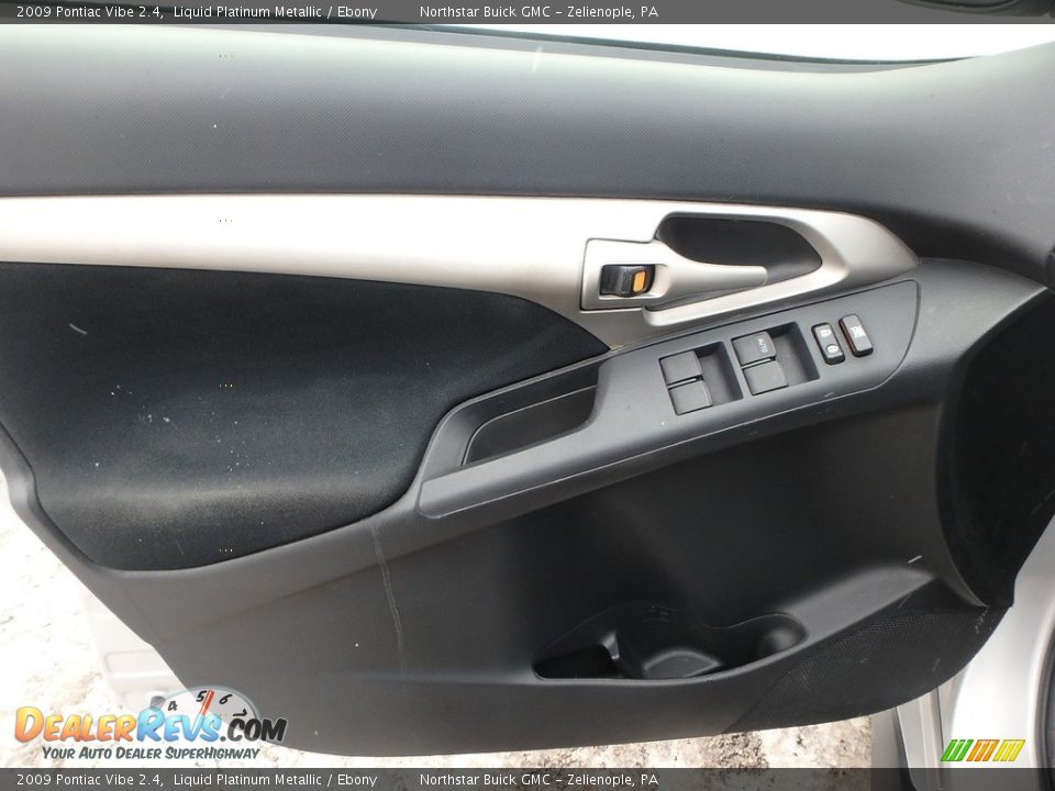 2009 Pontiac Vibe 2.4 Liquid Platinum Metallic / Ebony Photo #19