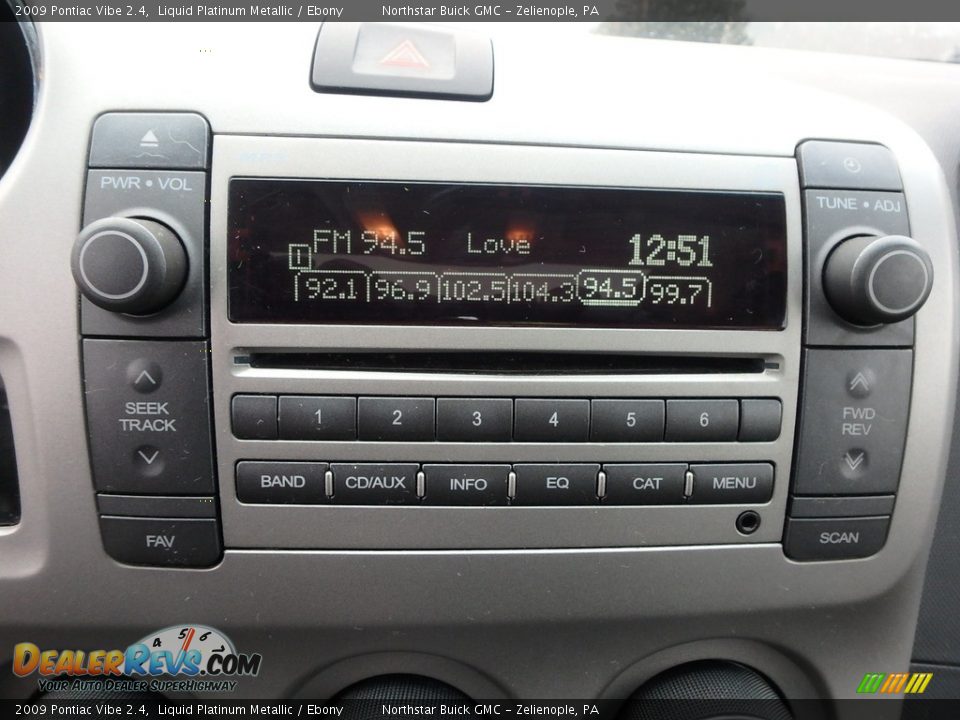 2009 Pontiac Vibe 2.4 Liquid Platinum Metallic / Ebony Photo #27