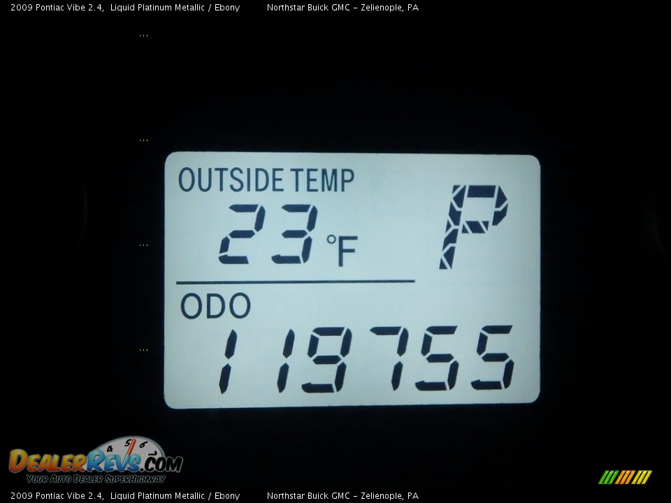 2009 Pontiac Vibe 2.4 Liquid Platinum Metallic / Ebony Photo #30