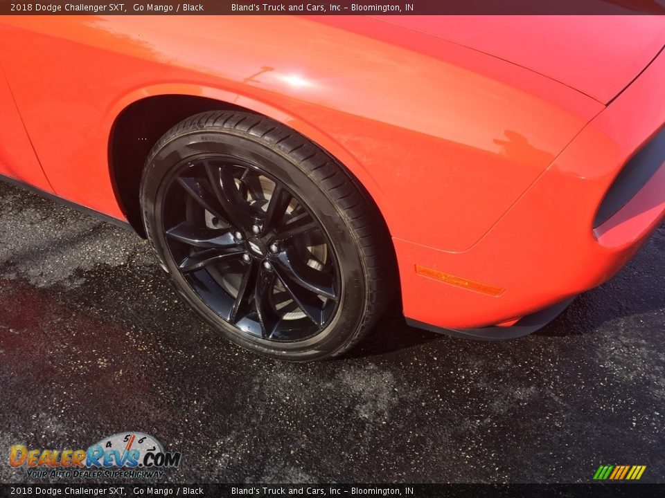 2018 Dodge Challenger SXT Go Mango / Black Photo #11