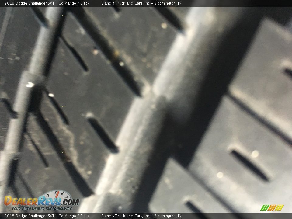 2018 Dodge Challenger SXT Go Mango / Black Photo #26