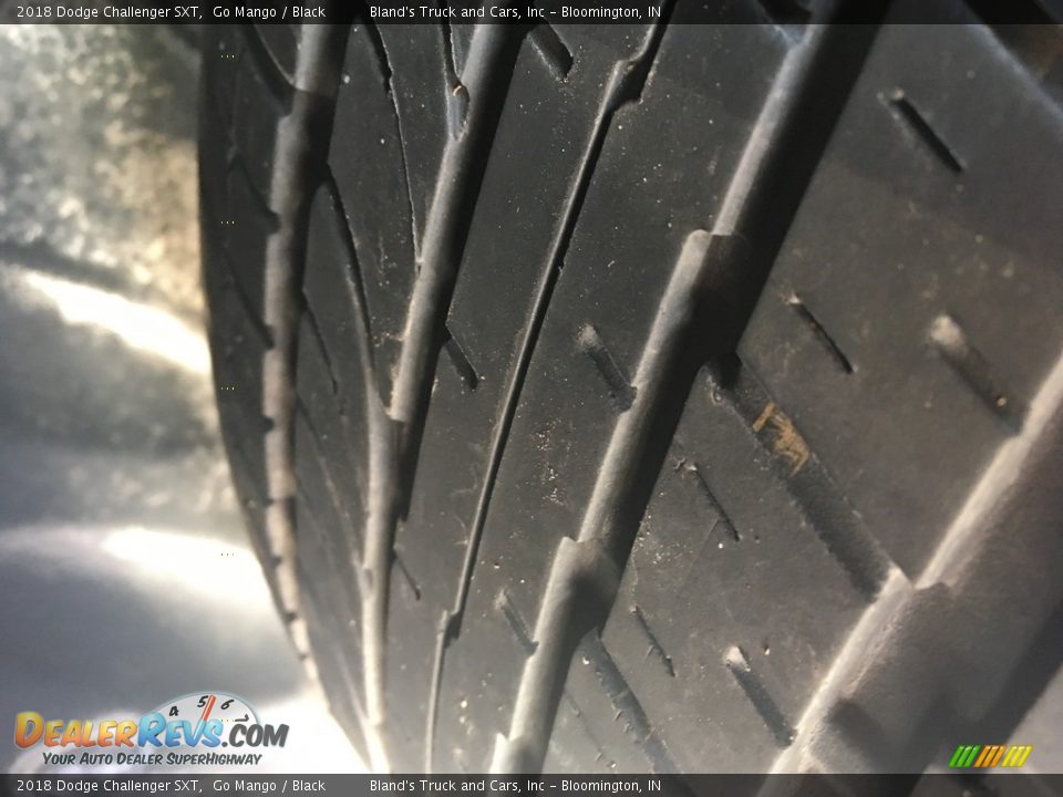 2018 Dodge Challenger SXT Go Mango / Black Photo #30