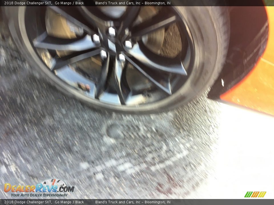 2018 Dodge Challenger SXT Go Mango / Black Photo #36