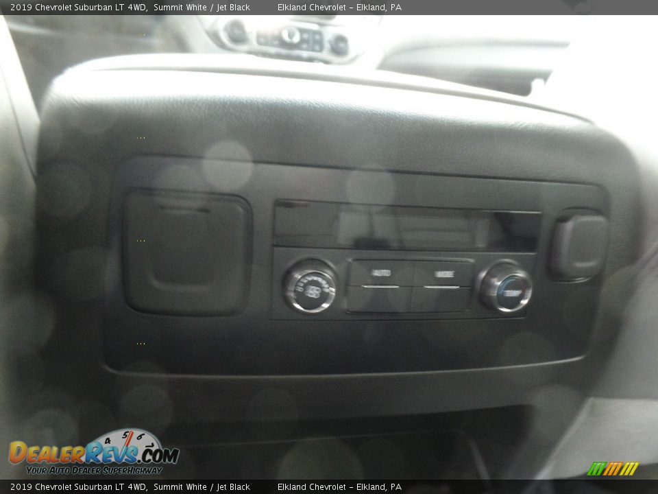 2019 Chevrolet Suburban LT 4WD Summit White / Jet Black Photo #23