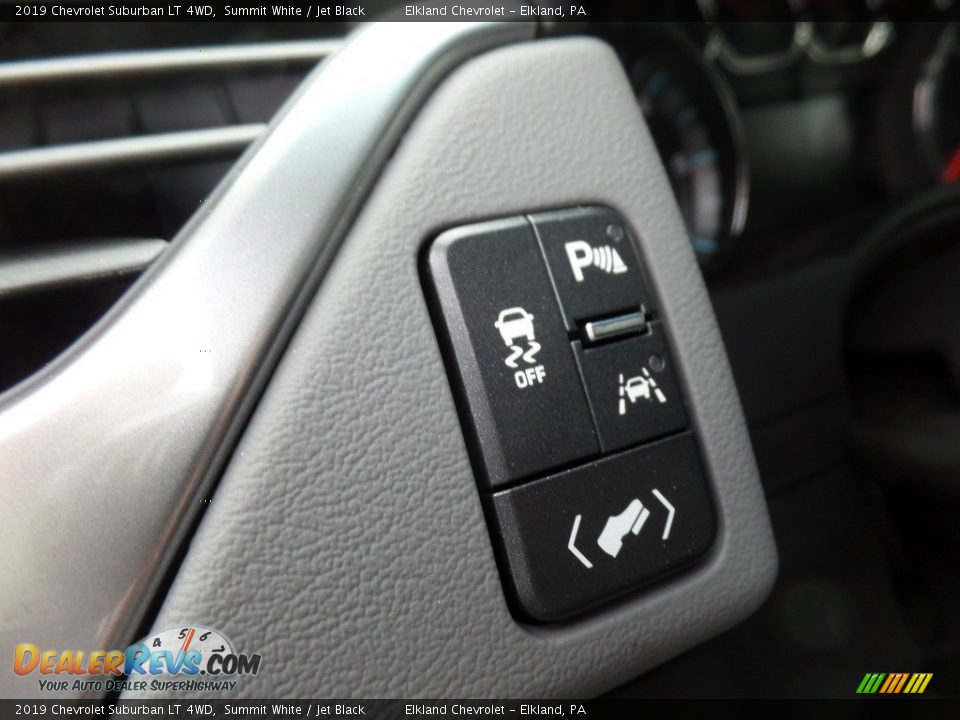 2019 Chevrolet Suburban LT 4WD Summit White / Jet Black Photo #32