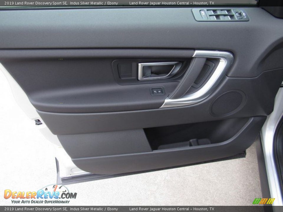 Door Panel of 2019 Land Rover Discovery Sport SE Photo #22