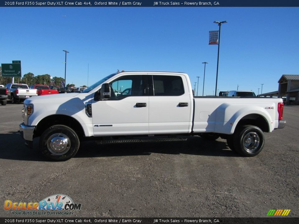2018 Ford F350 Super Duty XLT Crew Cab 4x4 Oxford White / Earth Gray Photo #2