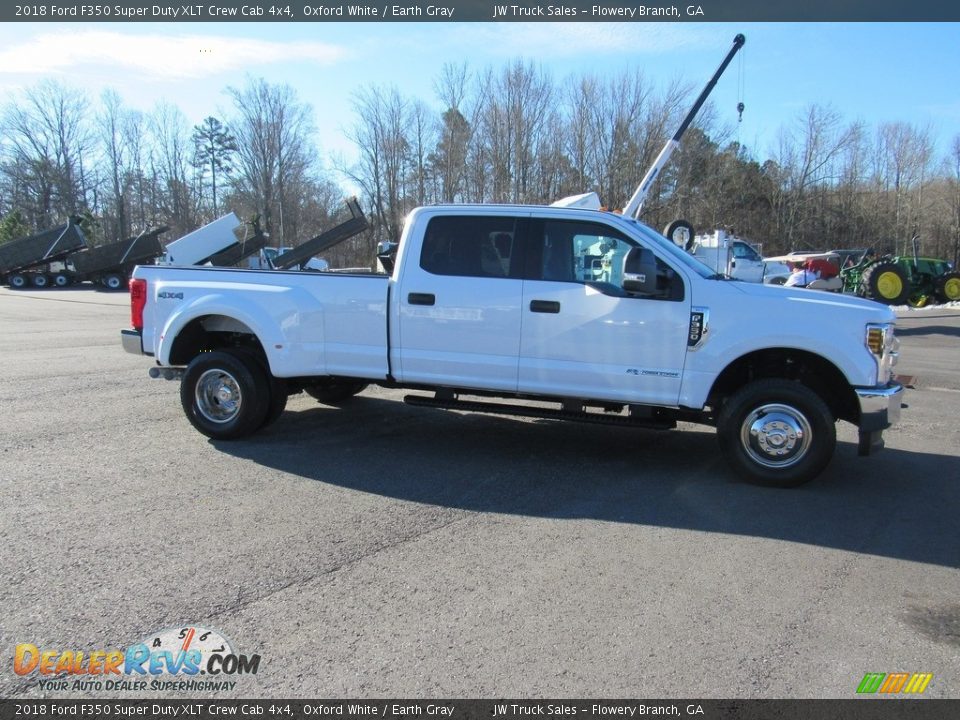 2018 Ford F350 Super Duty XLT Crew Cab 4x4 Oxford White / Earth Gray Photo #6