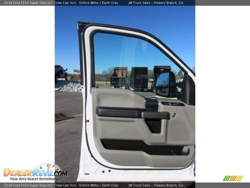 2018 Ford F350 Super Duty XLT Crew Cab 4x4 Oxford White / Earth Gray Photo #22