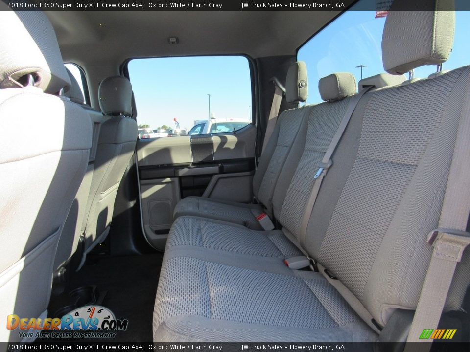 2018 Ford F350 Super Duty XLT Crew Cab 4x4 Oxford White / Earth Gray Photo #26