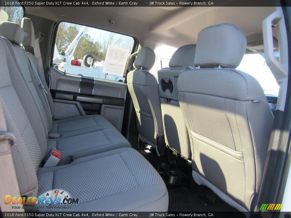 2018 Ford F350 Super Duty XLT Crew Cab 4x4 Oxford White / Earth Gray Photo #31