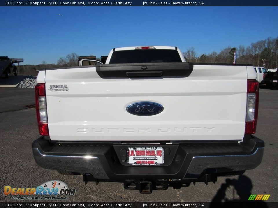 2018 Ford F350 Super Duty XLT Crew Cab 4x4 Oxford White / Earth Gray Photo #32