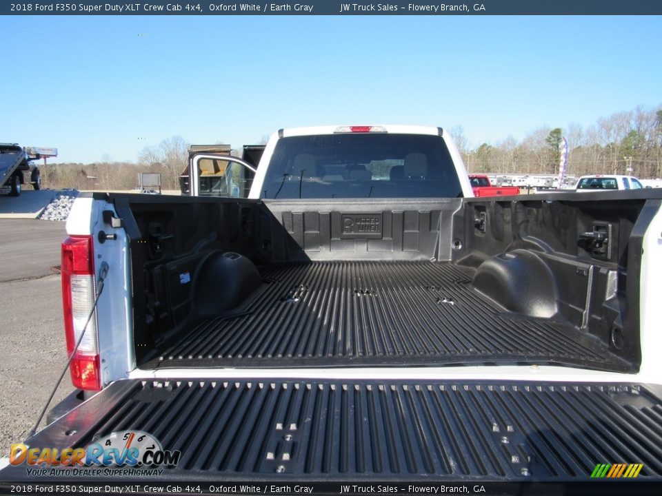 2018 Ford F350 Super Duty XLT Crew Cab 4x4 Oxford White / Earth Gray Photo #35