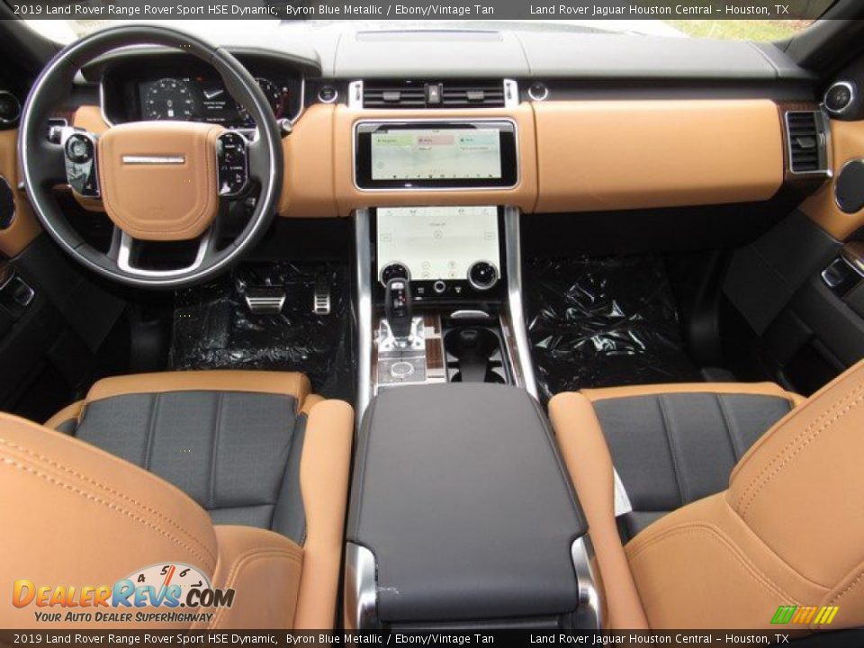 Dashboard of 2019 Land Rover Range Rover Sport HSE Dynamic Photo #4