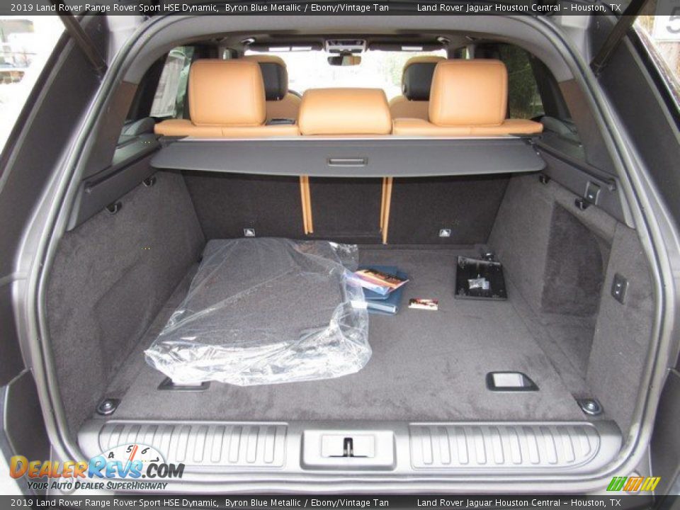 2019 Land Rover Range Rover Sport HSE Dynamic Trunk Photo #17