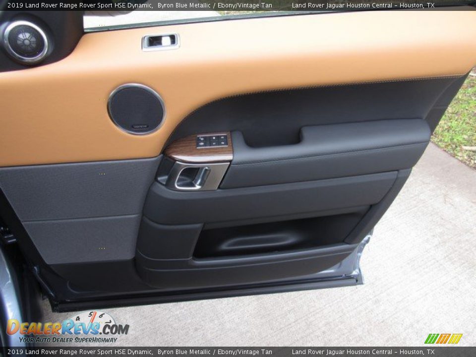 Door Panel of 2019 Land Rover Range Rover Sport HSE Dynamic Photo #20