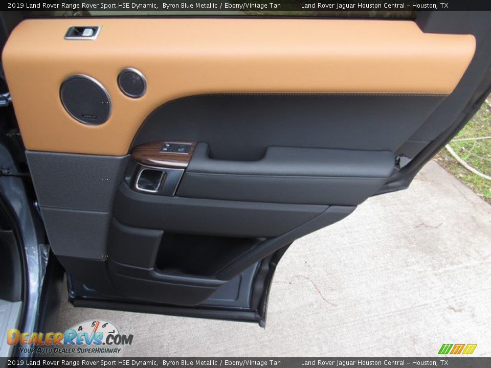 Door Panel of 2019 Land Rover Range Rover Sport HSE Dynamic Photo #21