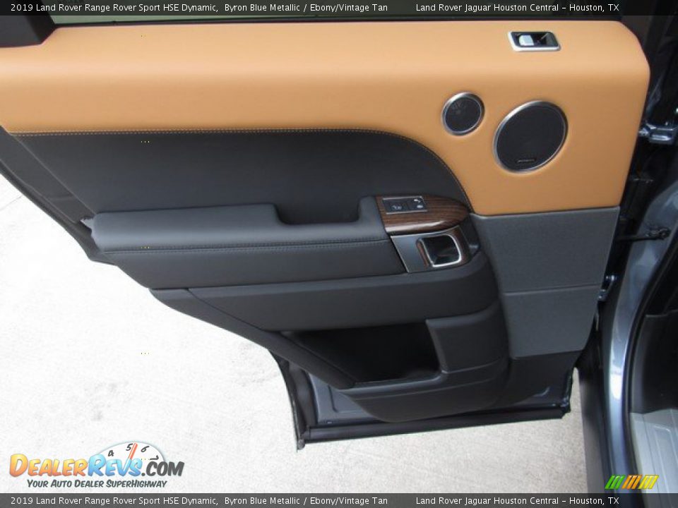 Door Panel of 2019 Land Rover Range Rover Sport HSE Dynamic Photo #22
