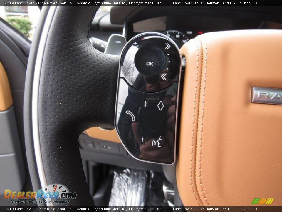 2019 Land Rover Range Rover Sport HSE Dynamic Steering Wheel Photo #27