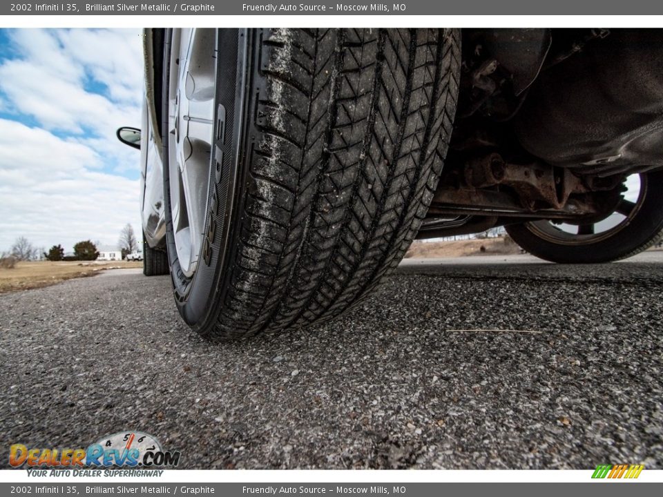2002 Infiniti I 35 Brilliant Silver Metallic / Graphite Photo #14
