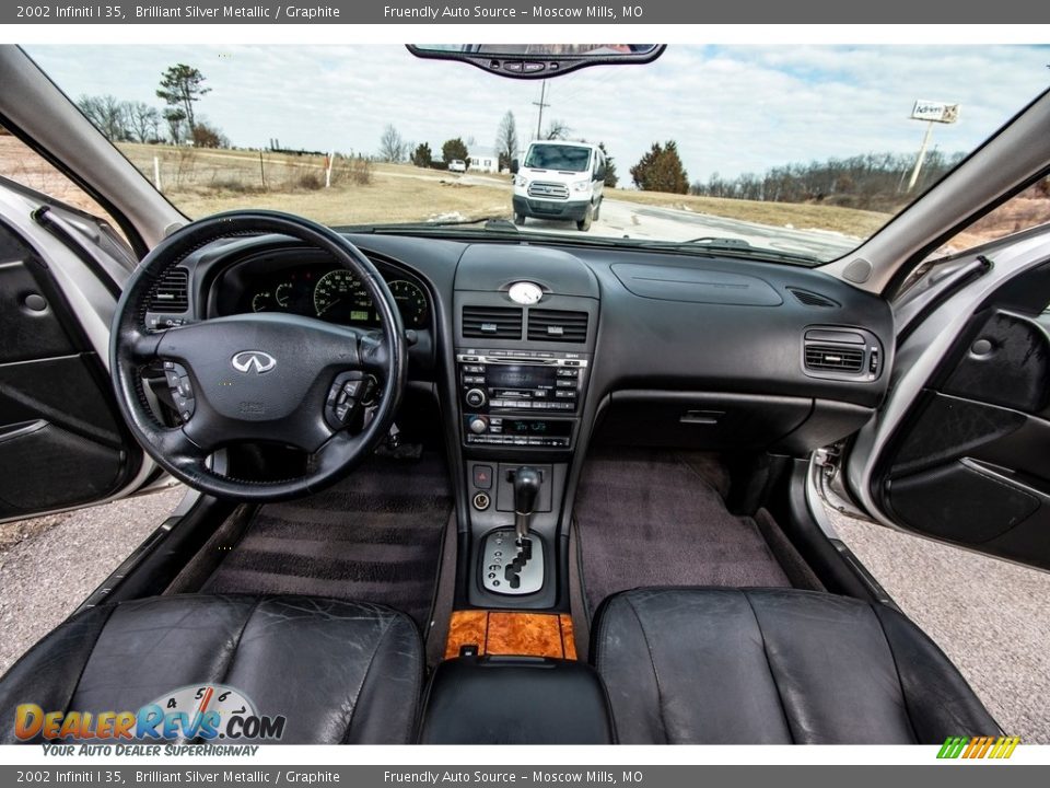2002 Infiniti I 35 Brilliant Silver Metallic / Graphite Photo #30