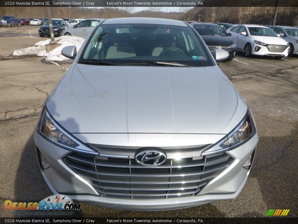 2019 Hyundai Elantra SE Symphony Silver / Gray Photo #4