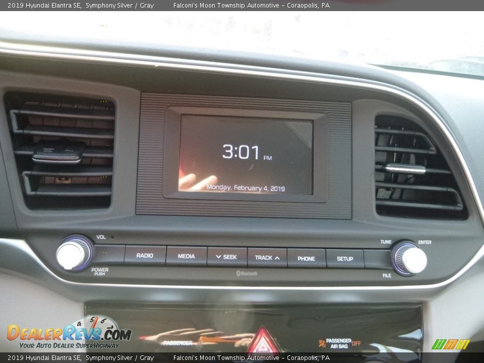 2019 Hyundai Elantra SE Symphony Silver / Gray Photo #14