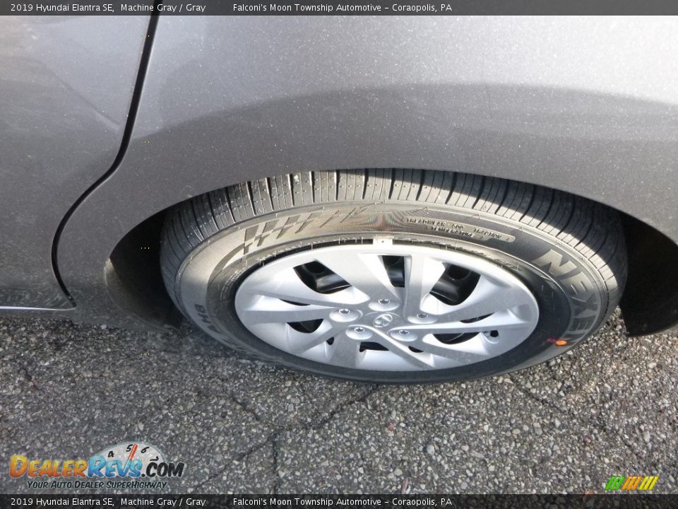 2019 Hyundai Elantra SE Machine Gray / Gray Photo #7