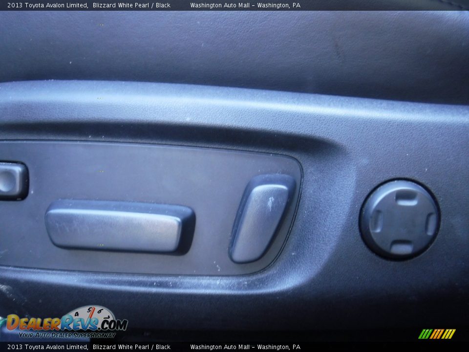 2013 Toyota Avalon Limited Blizzard White Pearl / Black Photo #15