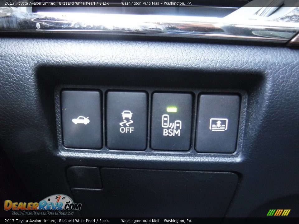 2013 Toyota Avalon Limited Blizzard White Pearl / Black Photo #16