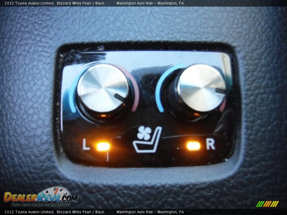 2013 Toyota Avalon Limited Blizzard White Pearl / Black Photo #21