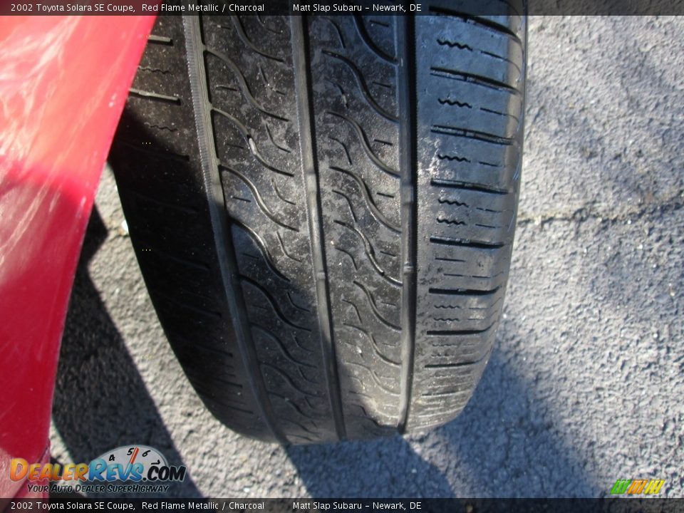 2002 Toyota Solara SE Coupe Red Flame Metallic / Charcoal Photo #18