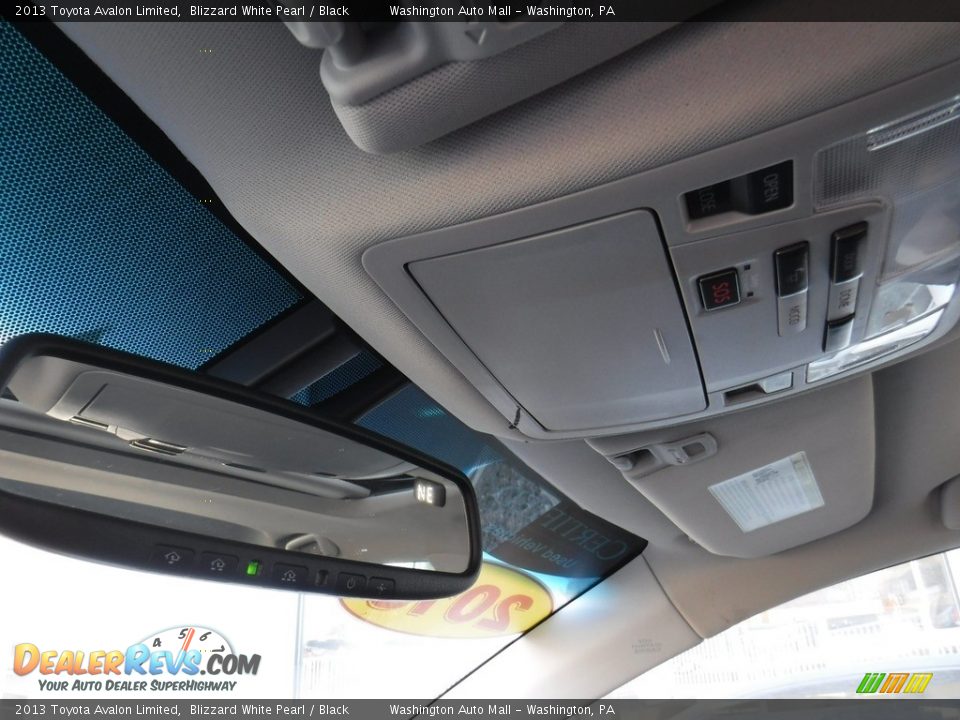 2013 Toyota Avalon Limited Blizzard White Pearl / Black Photo #22