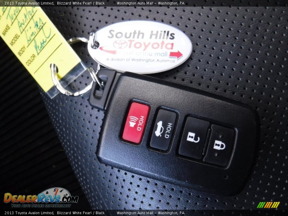 2013 Toyota Avalon Limited Blizzard White Pearl / Black Photo #28