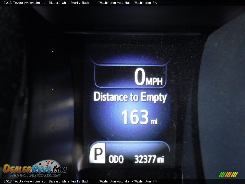 2013 Toyota Avalon Limited Blizzard White Pearl / Black Photo #30