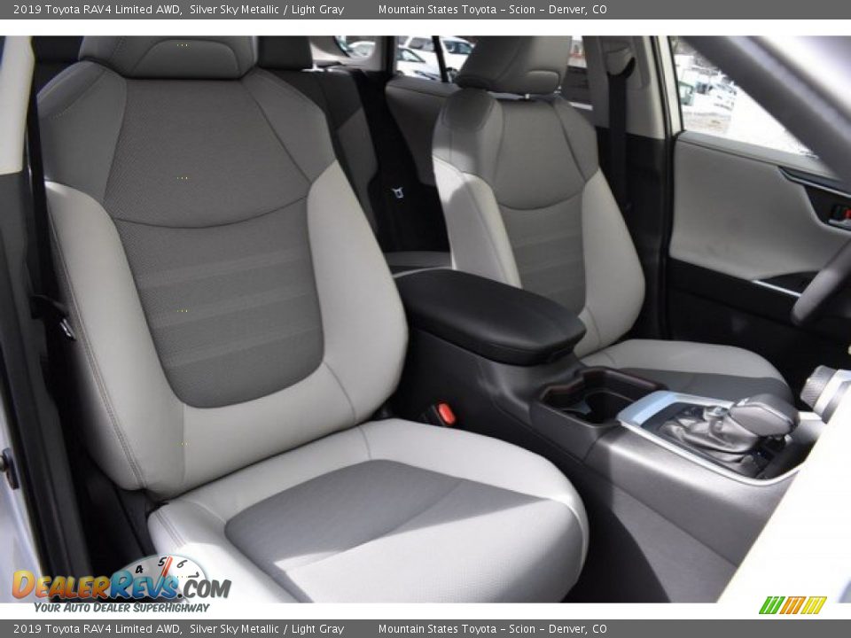 2019 Toyota RAV4 Limited AWD Silver Sky Metallic / Light Gray Photo #13