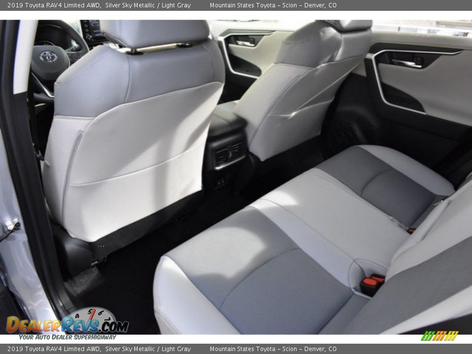 2019 Toyota RAV4 Limited AWD Silver Sky Metallic / Light Gray Photo #14