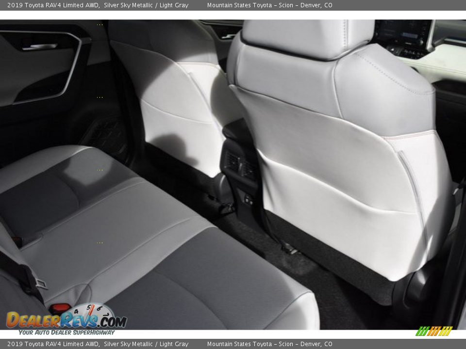 2019 Toyota RAV4 Limited AWD Silver Sky Metallic / Light Gray Photo #17