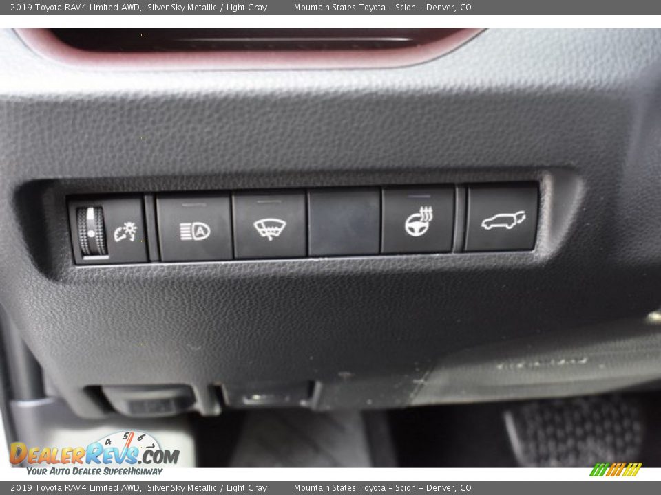 2019 Toyota RAV4 Limited AWD Silver Sky Metallic / Light Gray Photo #26
