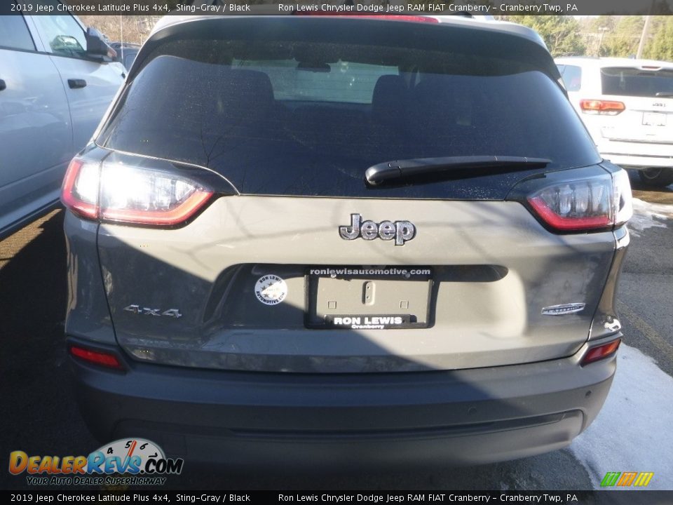 2019 Jeep Cherokee Latitude Plus 4x4 Sting-Gray / Black Photo #4