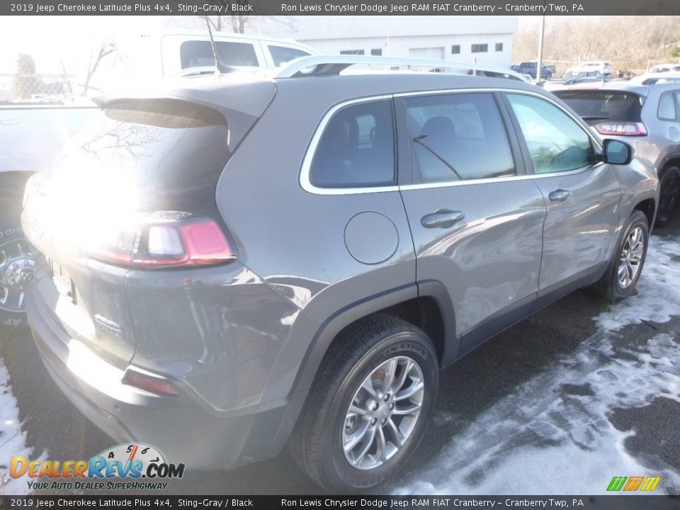 2019 Jeep Cherokee Latitude Plus 4x4 Sting-Gray / Black Photo #5