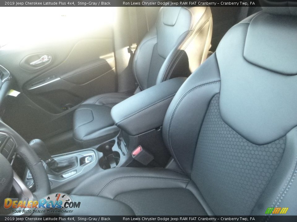 2019 Jeep Cherokee Latitude Plus 4x4 Sting-Gray / Black Photo #13