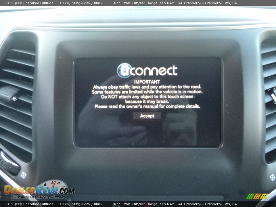 2019 Jeep Cherokee Latitude Plus 4x4 Sting-Gray / Black Photo #16