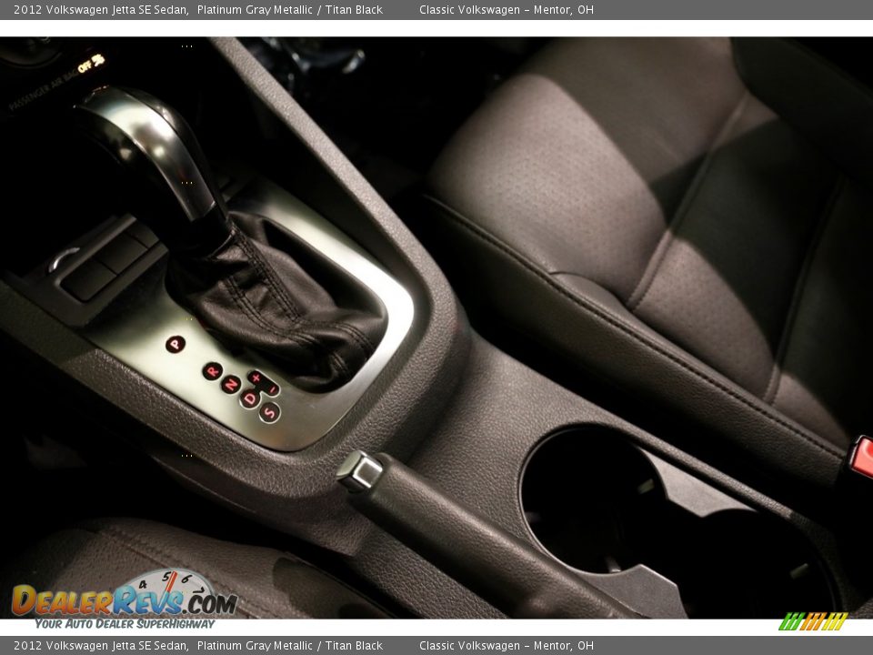 2012 Volkswagen Jetta SE Sedan Platinum Gray Metallic / Titan Black Photo #10