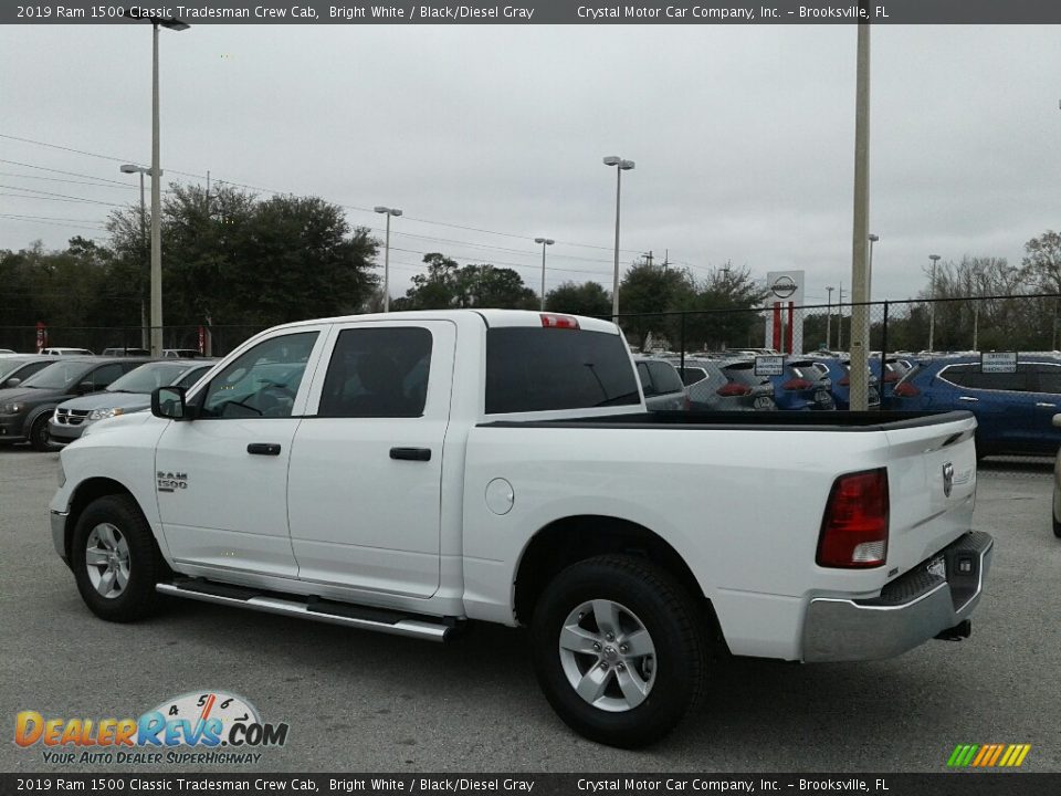 2019 Ram 1500 Classic Tradesman Crew Cab Bright White / Black/Diesel Gray Photo #3