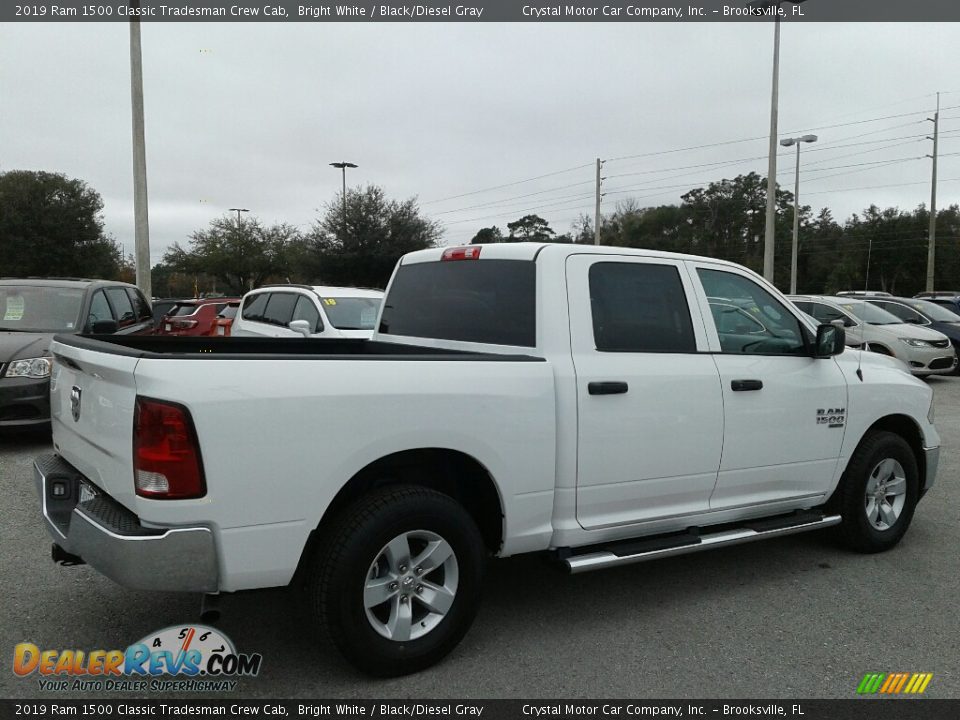 2019 Ram 1500 Classic Tradesman Crew Cab Bright White / Black/Diesel Gray Photo #5